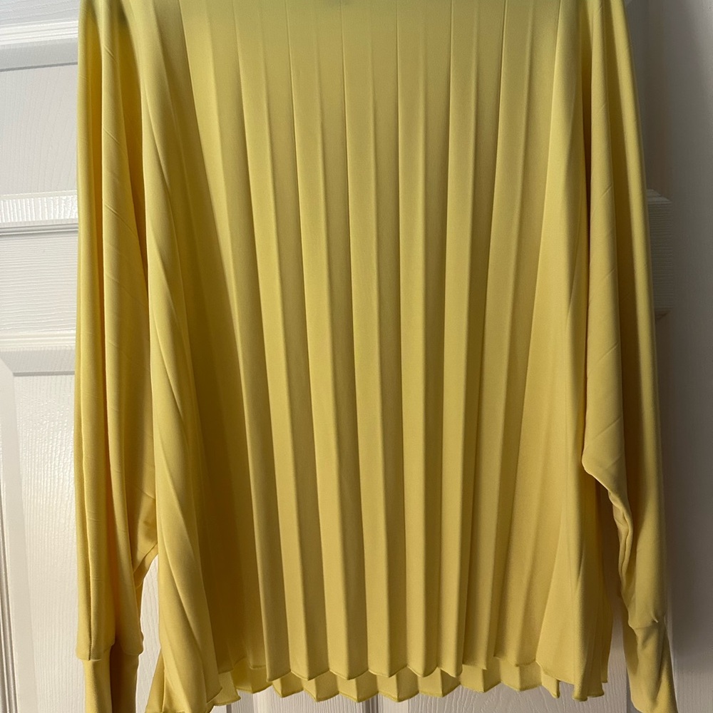 Frank Lyman Design Collection Yellow Pleated Long Sleeve Blouse - Picture 2 of 5